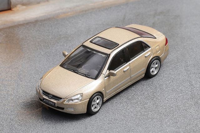 新品 LL-035-180 DCT 1/64 ホンダ Honda Accord 7世代 gold LHD, Boost