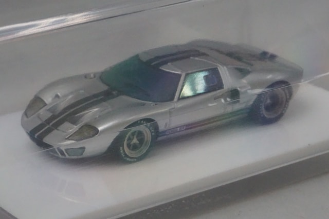 新品 M64X 1/64 フォード GT40 MK1 Silver with Black Stripe, Boost