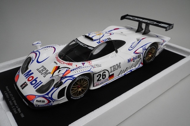 1/18 スパーク 18LM98 ポルシェ 911 GT1 ルマン 優勝 1998 #26, Boost