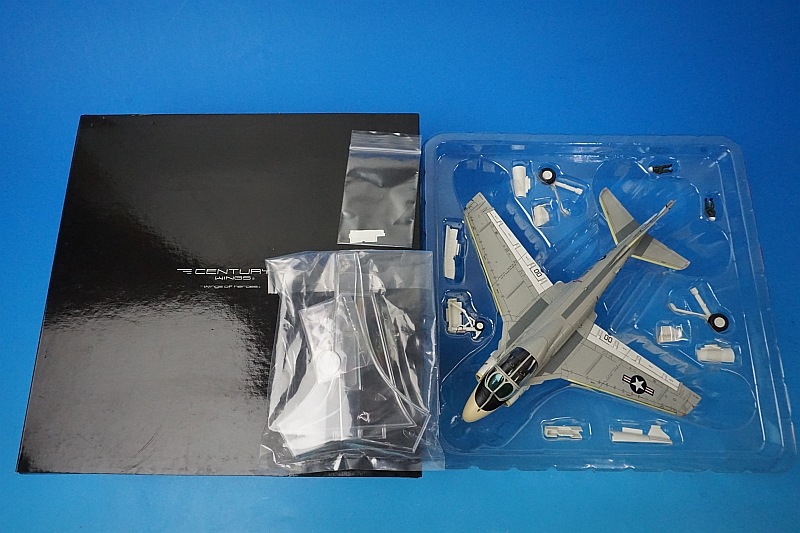 1/72 A-6E イントルーダー VA-35 ブラックパンサーズ AJ500 1978