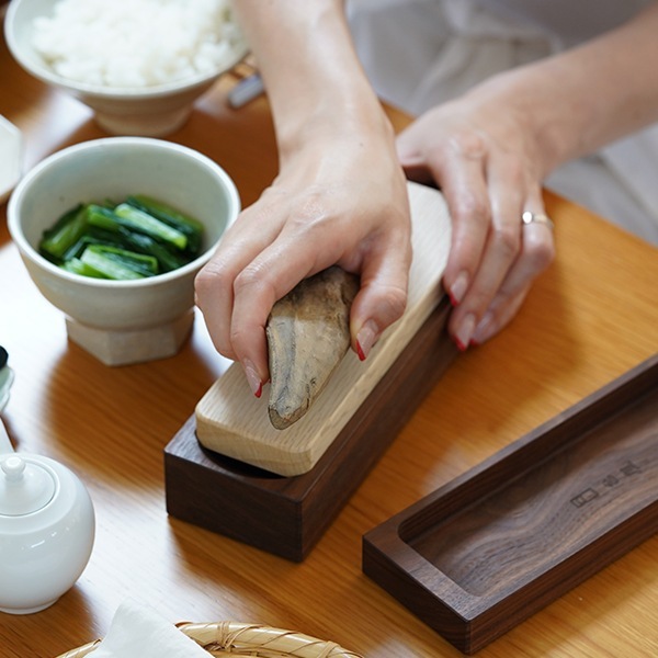 台屋 鰹節削り器「赤香」 ブナ×SK | メーカー別,た行,台屋