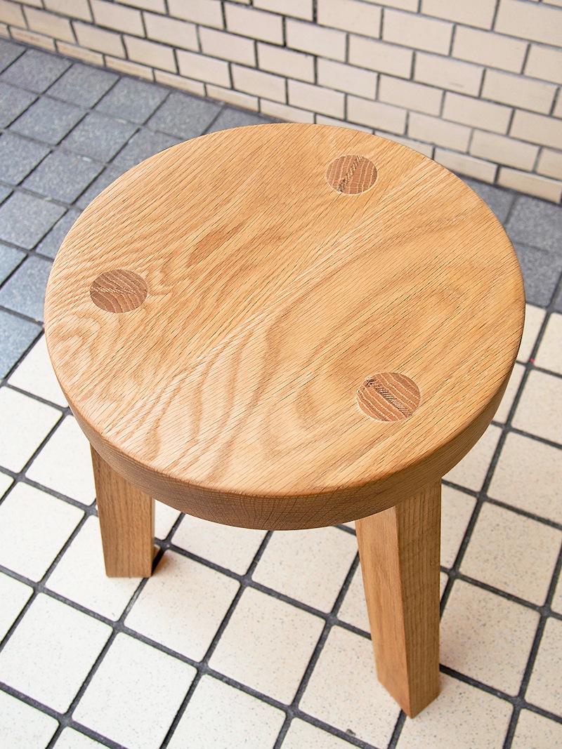 無垢材 国産スツール 北欧｜イデア