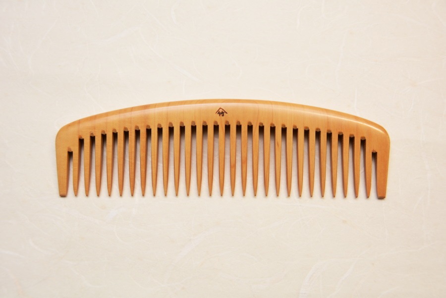 国産本つげ4.5寸荒とき櫛 (大荒) | つげ櫛,とき櫛 | 十三やオンライン