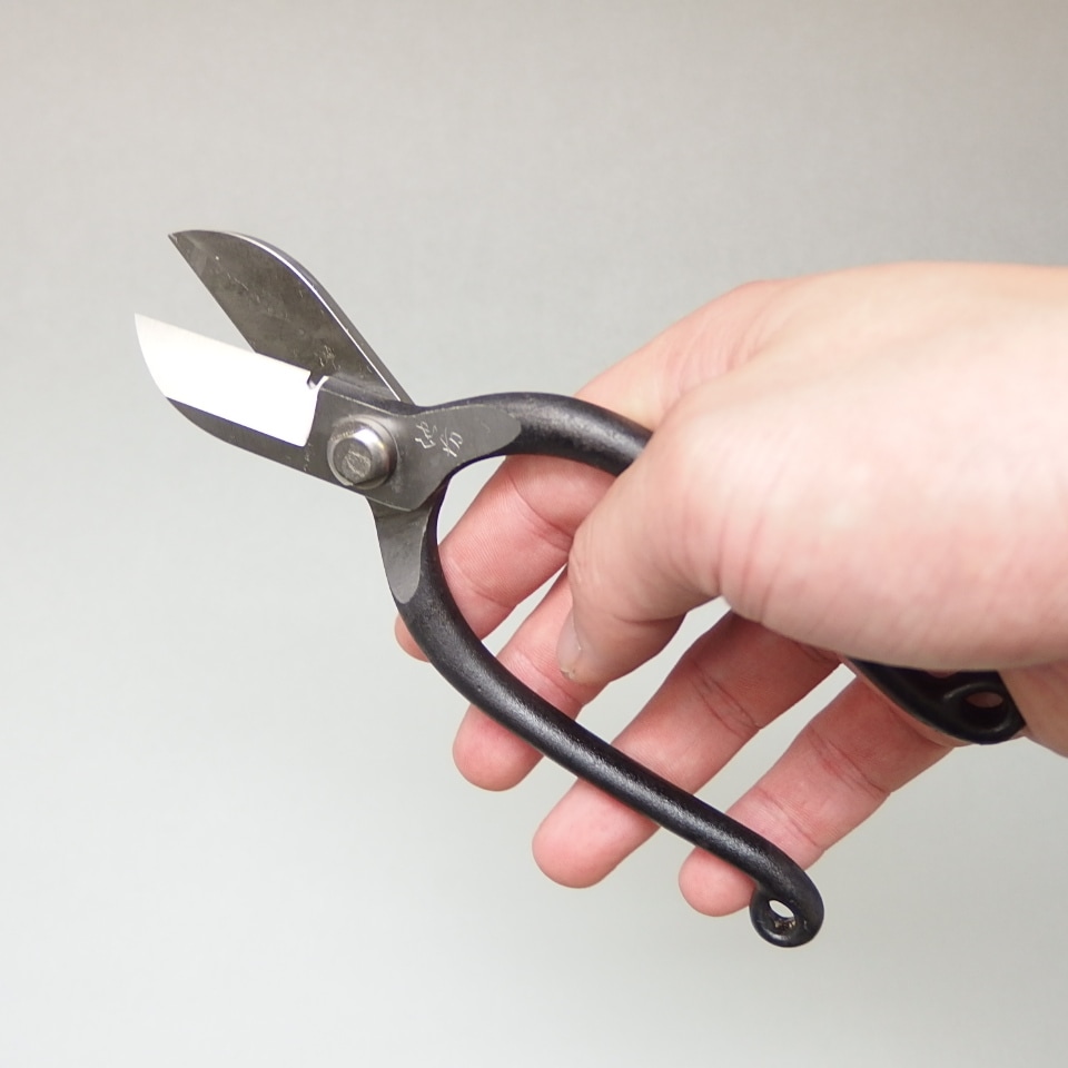 いけ花鋏「みらい」黒打 | 華道具,花鋏 | フラワーショップ花楽