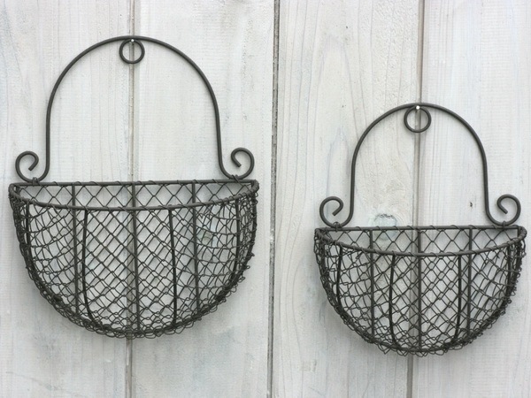 メッシュワイヤー壁掛けバスケット◇アンティークブラウン Sサイズ