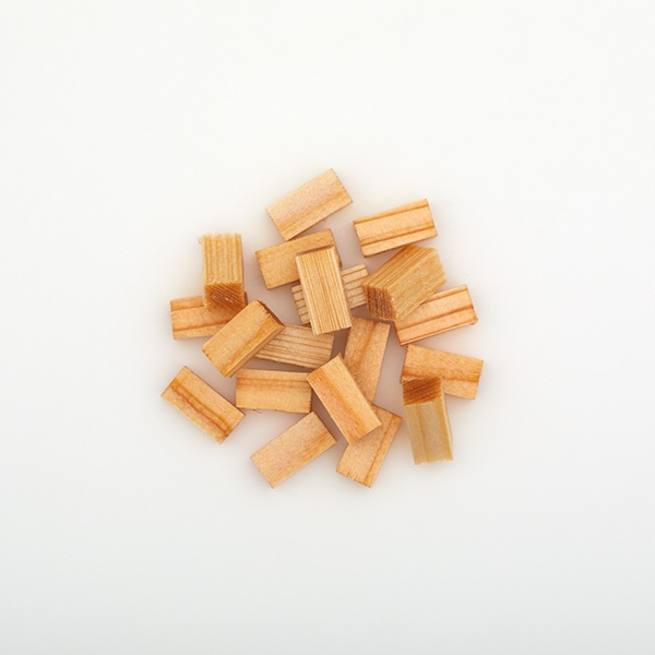 日本香堂の香木/香原料『【sizuro(しずろ)】和木木曽産ヒノキ』3g入