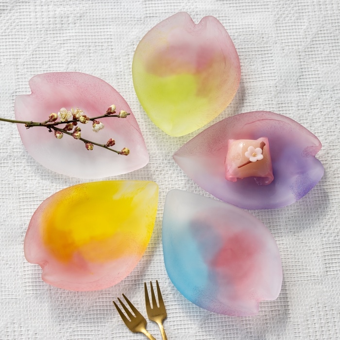 ☆花びら皿 艶消し 5枚セット（木箱付） | 北一硝子 まごころお届け便