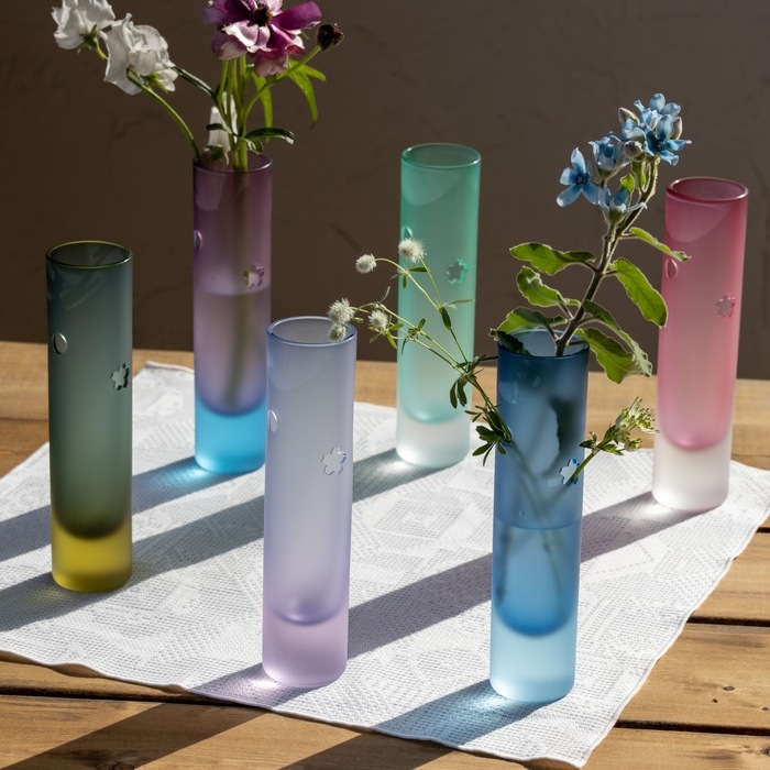 三輪挿し 大 桜 | 北一硝子 まごころお届け便