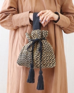 アフリカンモチーフ マルチクロス｜テソロ(tesoro)公式通販