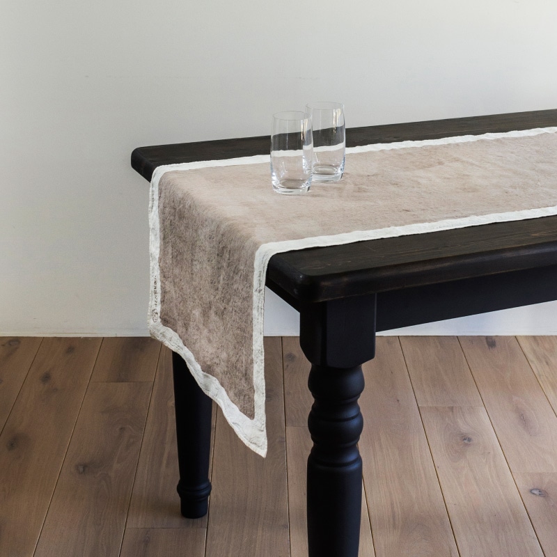 ベルトッツィ テーブルランナー _ ピエノ コルダ