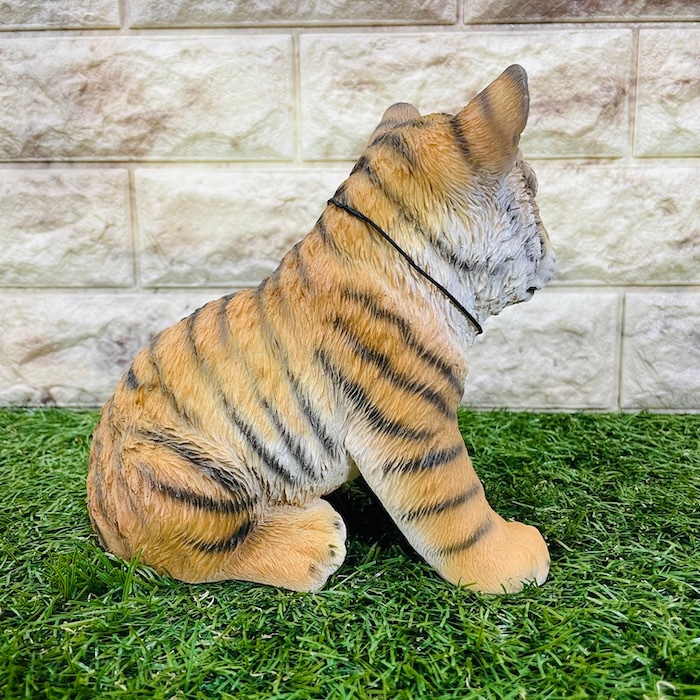 可愛いトラの置物 虎 タイガー 右向き プレゼント ギフト 贈り物 置物