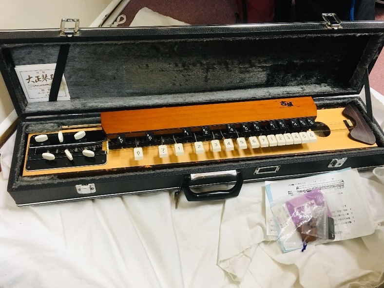 u42342 ZENON(ゼンオン) 大正琴 古城 中古 | 中古楽器,和楽器,大正琴