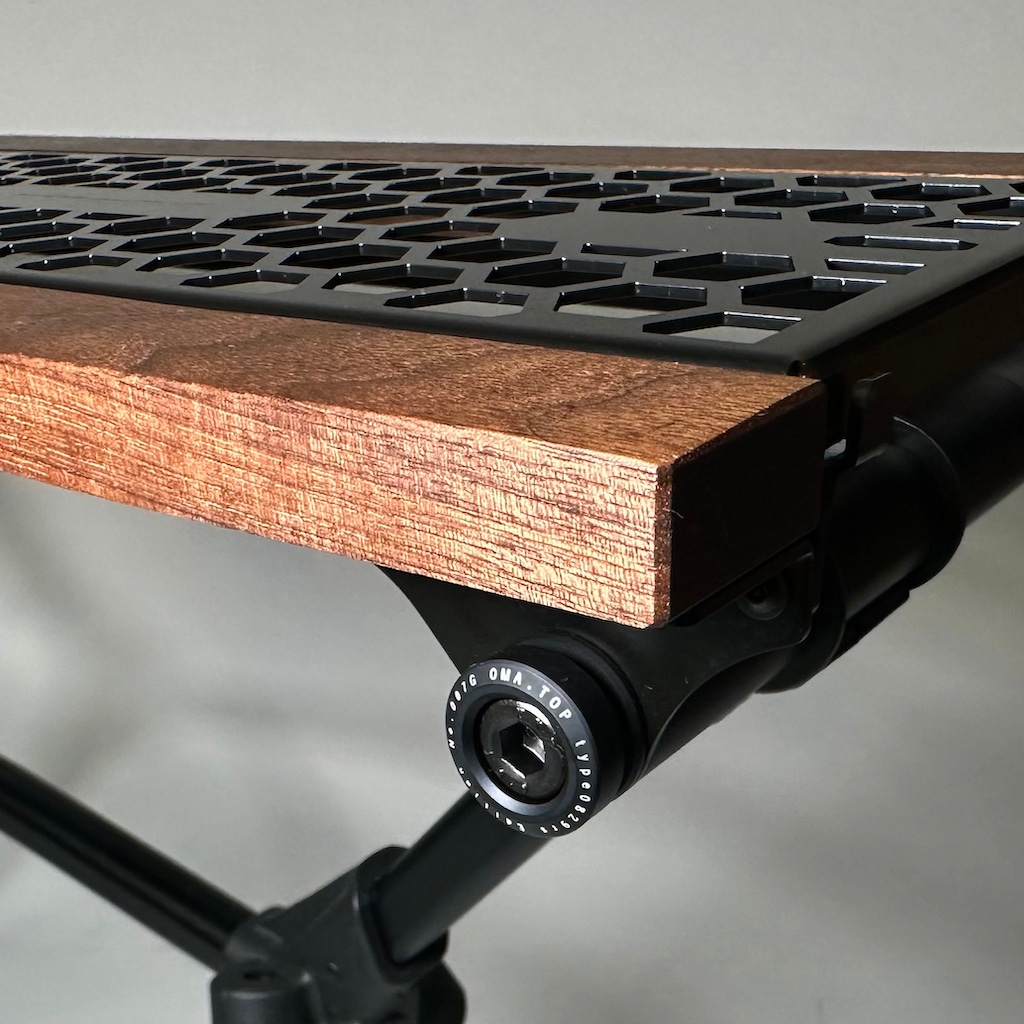 OMA.TOP Walnut | テーブル | OMA Factory