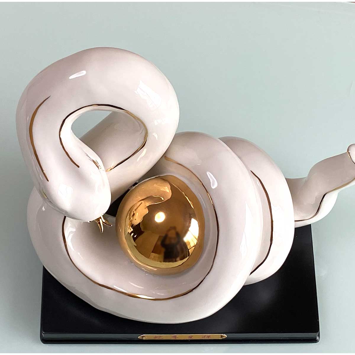 巳年 干支 白蛇 セラミック置物 18cm｜金運上昇・商売繁盛・家内安全