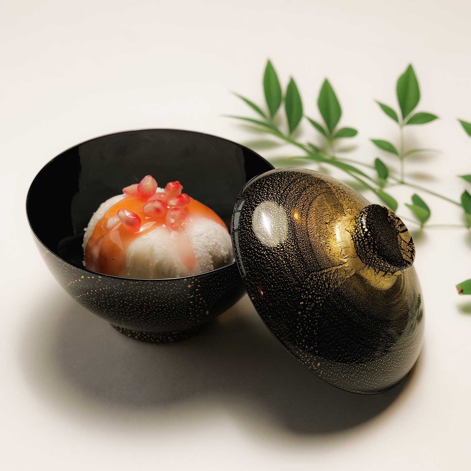 かなざわ：おわん 金箔入り | 蓋物 | Sghr