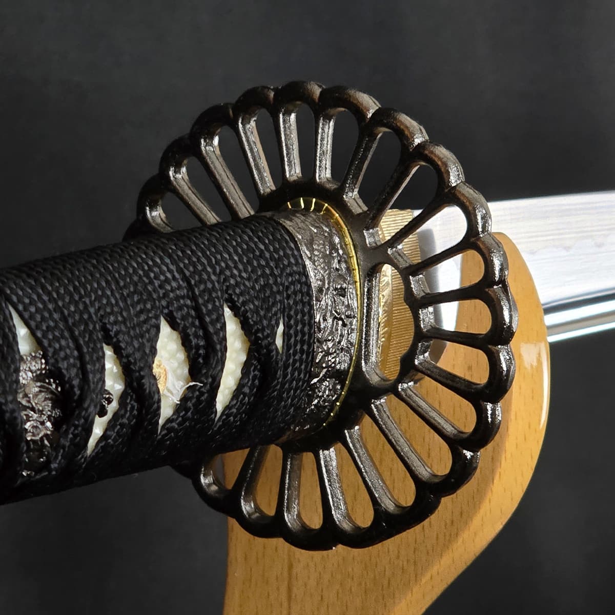 孫六兼元写し 模造刀 刀匠｜【公式】模造刀・居合刀の専門店「忍屋」