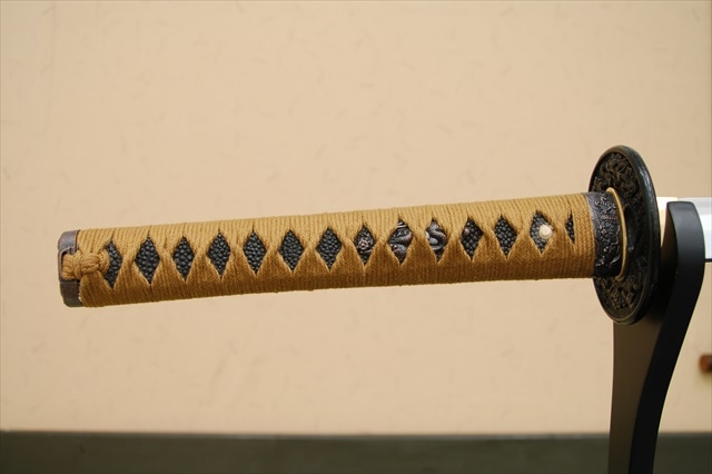 即納品 長曾称虎徹 近藤勇愛刀 亜鉛合金刀身 刀袋付 高級模造刀