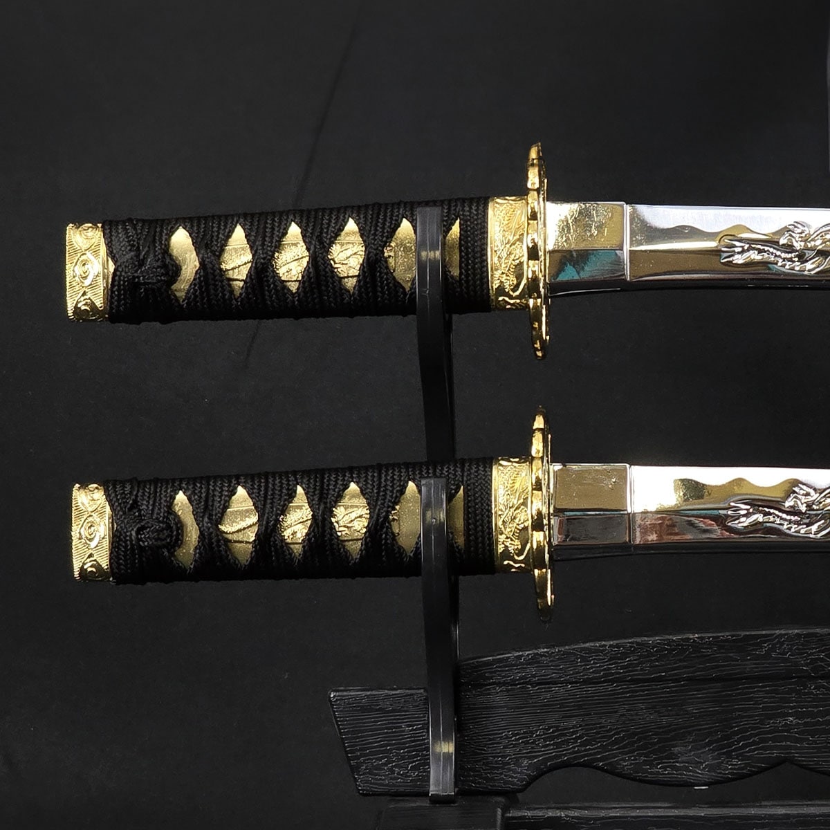 ミニミニ竜3点セット 彫金 黒 刀掛台付 刀身竜彫 模造刀｜【公式