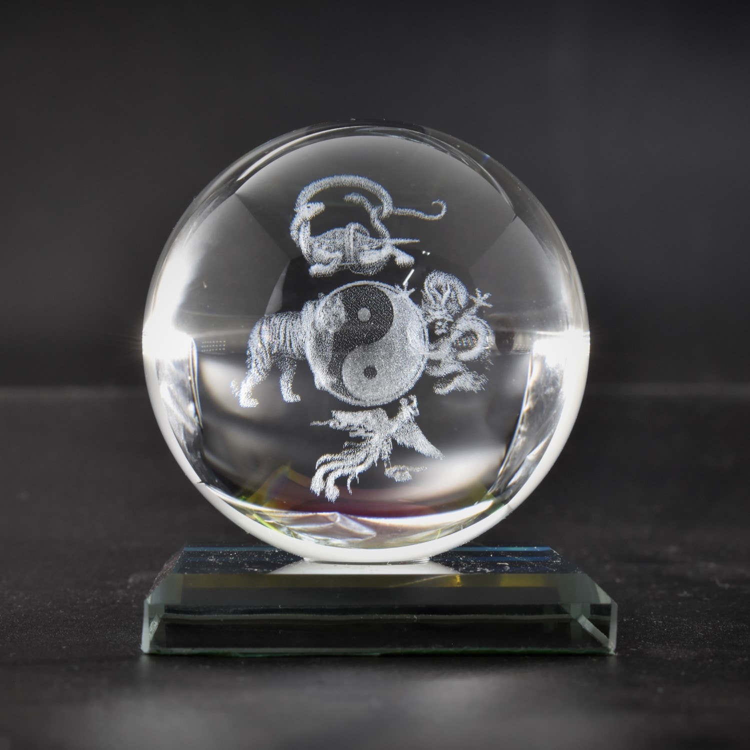 開運・風水 龍のクリスタル球 第付 玉龍｜白崎八幡宮