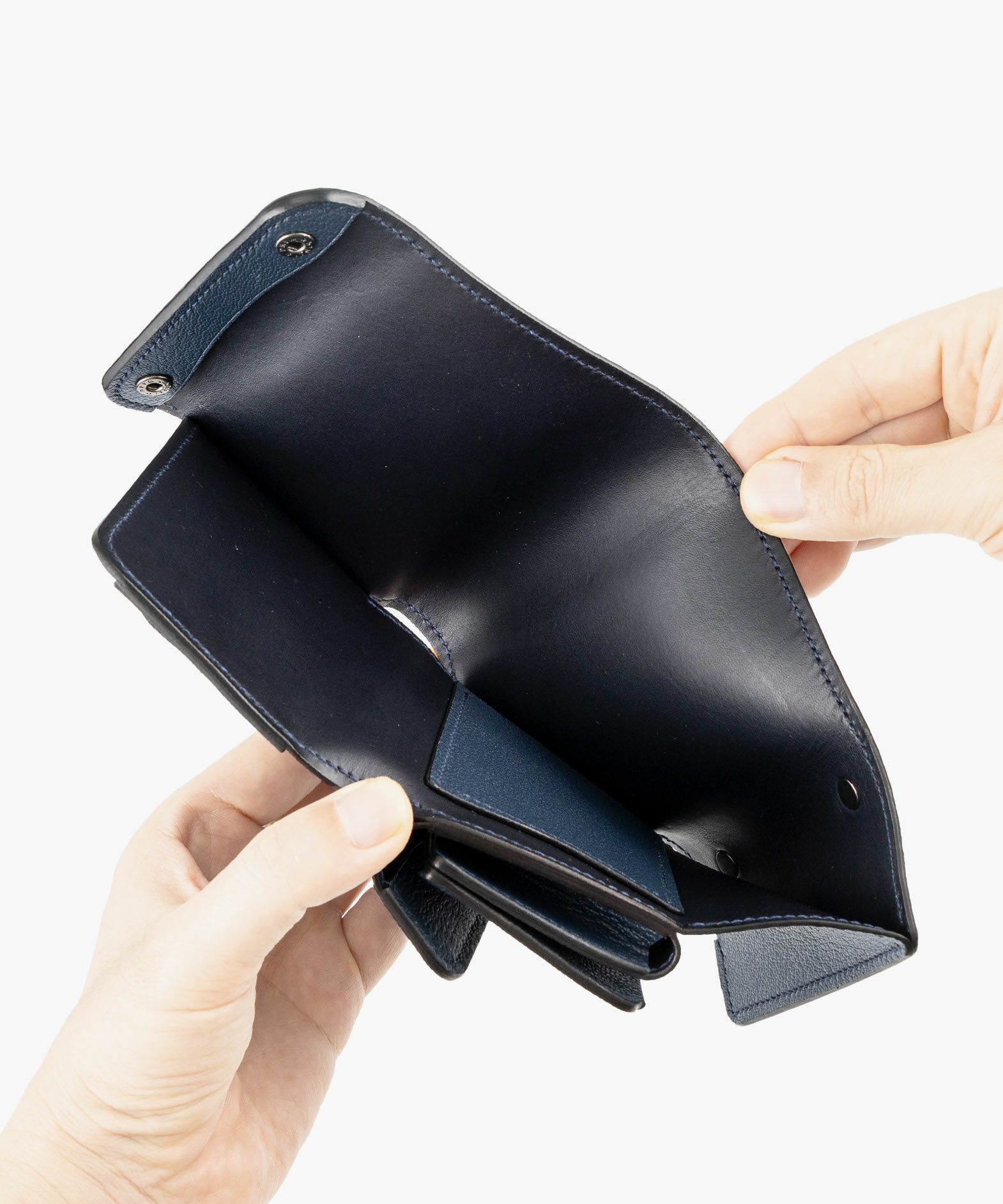 シェーブル “Valtina” | 大人のバッグ・財布・ ミニウォレット など