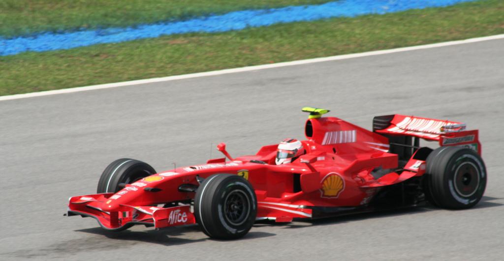Ferrari F2007 specs, lap times, performance data - FastestLaps.com
