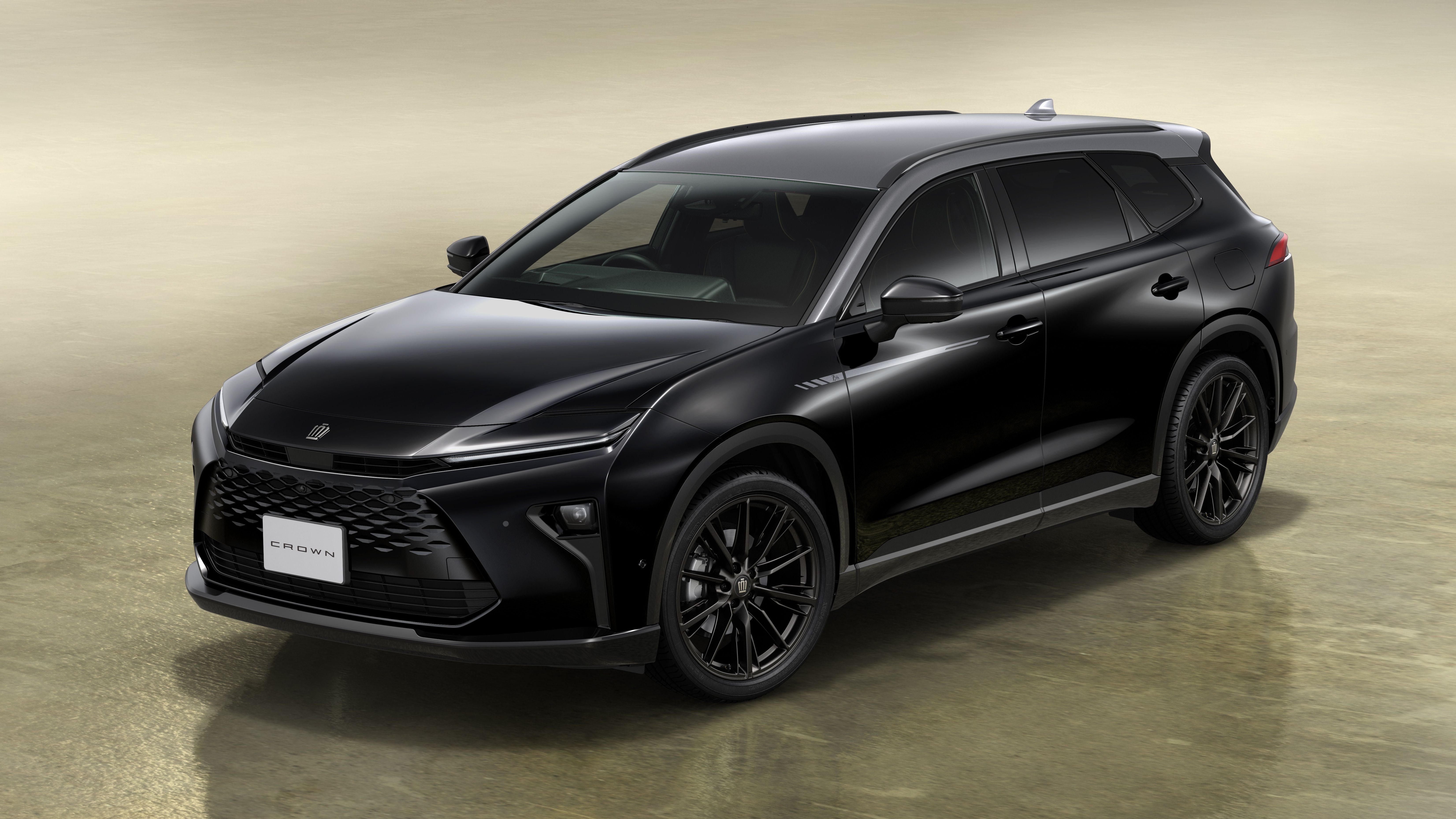 新型トヨタクラウン エステートに、誕生70周年を記念した特別仕様車