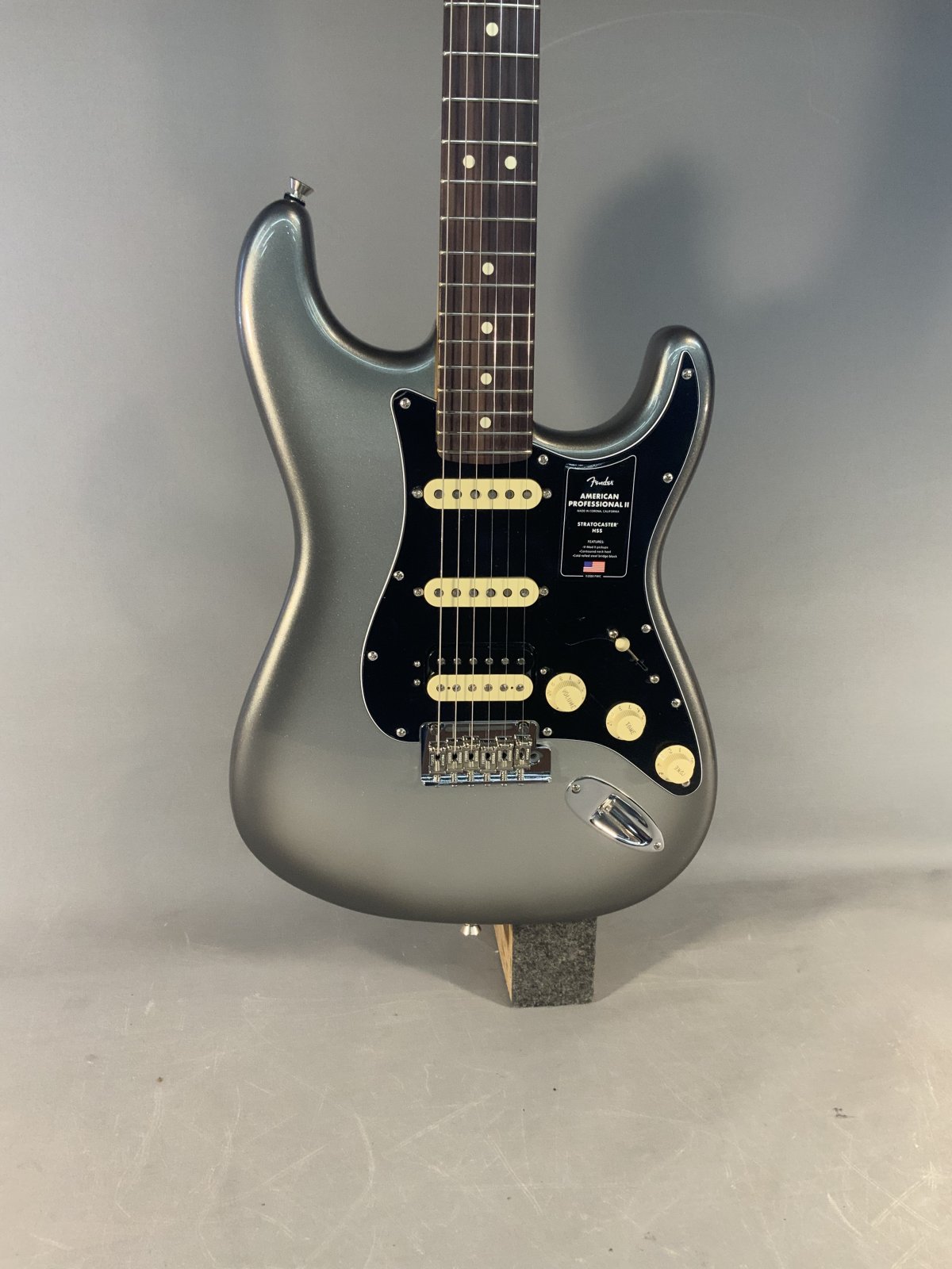 Fender American Professional II HSS in Mercury - 885978578795
