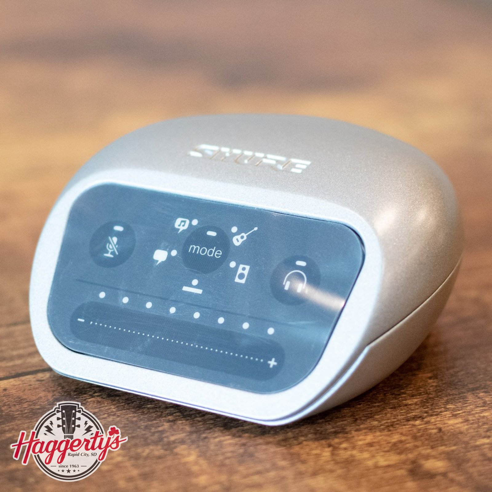 Shure MVi Digital Audio Interface - 024206677646