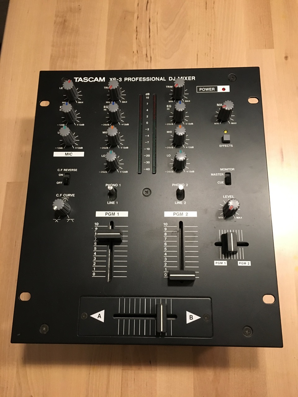 XS-3 - Tascam XS-3 - Audiofanzine