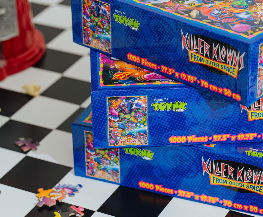 Killer Klowns From Outer Space 1000-Piece Jigsaw Puzzle — MeTV Mall