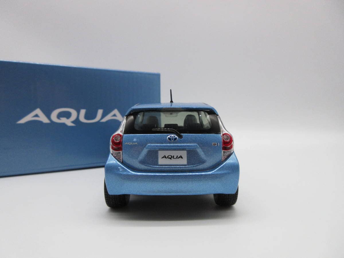 Amazon | 1/30 ミニカー アクア AQUA 前期 カラーサンプル 非売品
