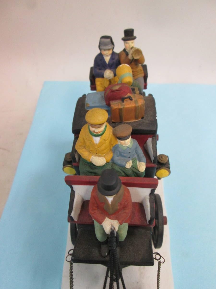Amazon.co.jp: ヘリテージ ヴィレッジ 台湾 4頭立て馬車 陶器 人形