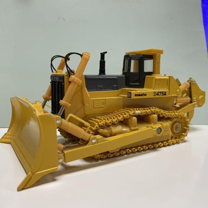 Amazon.co.jp: KOMATSU D475A ブルドーザー模型 : おもちゃ