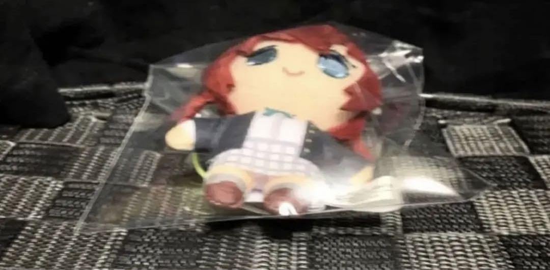 Amazon.co.jp: ラブライブ 虹ヶ咲学園 きゅるまるマスコット エマ