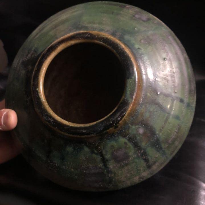 Amazon.co.jp: 遺品整理蔵の奥から怪しげな古い謎の壺、壷、花瓶が出