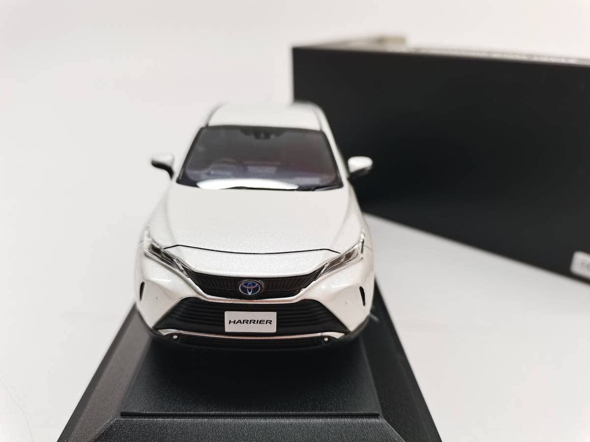 Amazon | 1/30 ミニカー ハリアー 80系 2020 ラスト一 | ミニカー