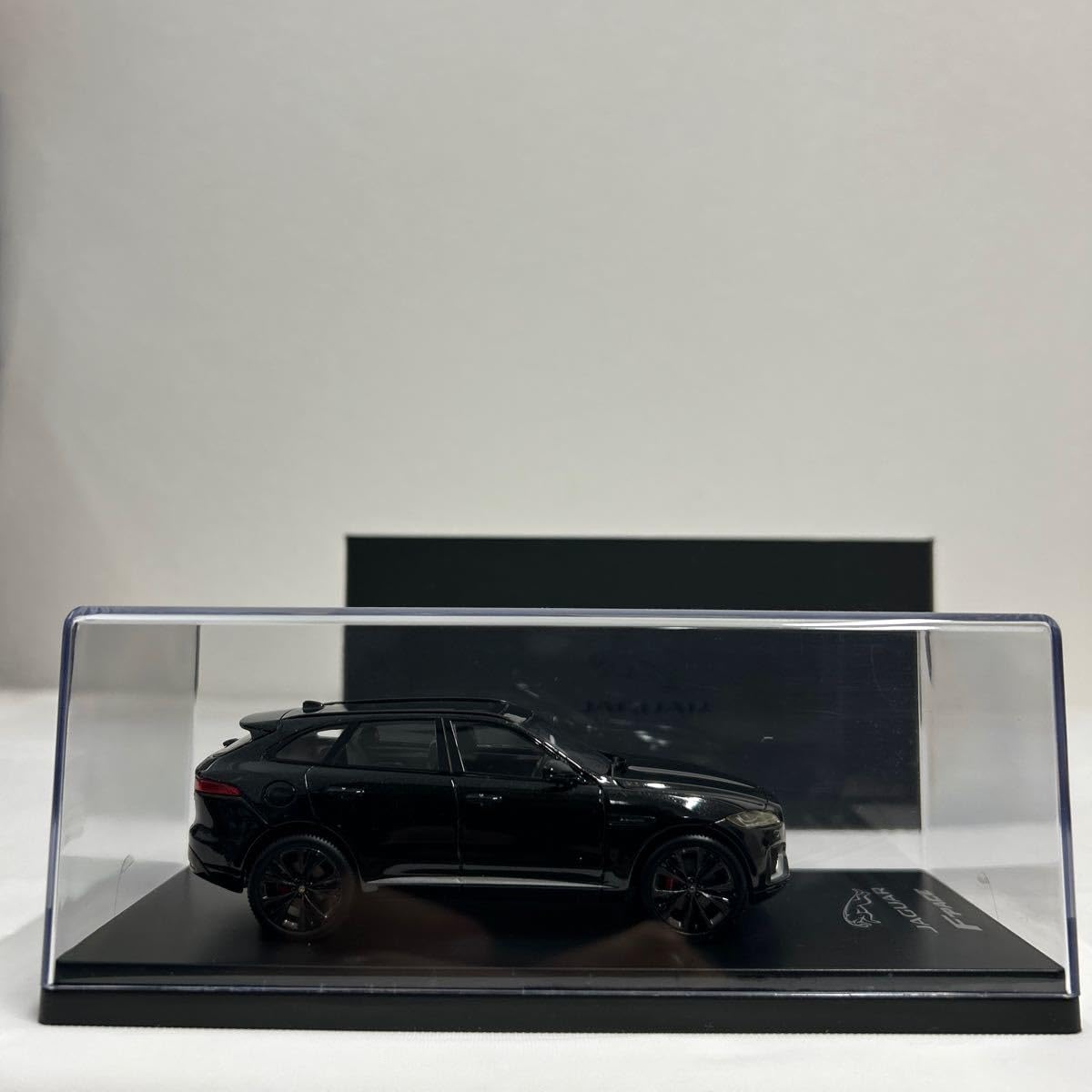 Amazon | JAGUAR ディーラー特注 TSM MODEL 1/43 F-pace Ultimate