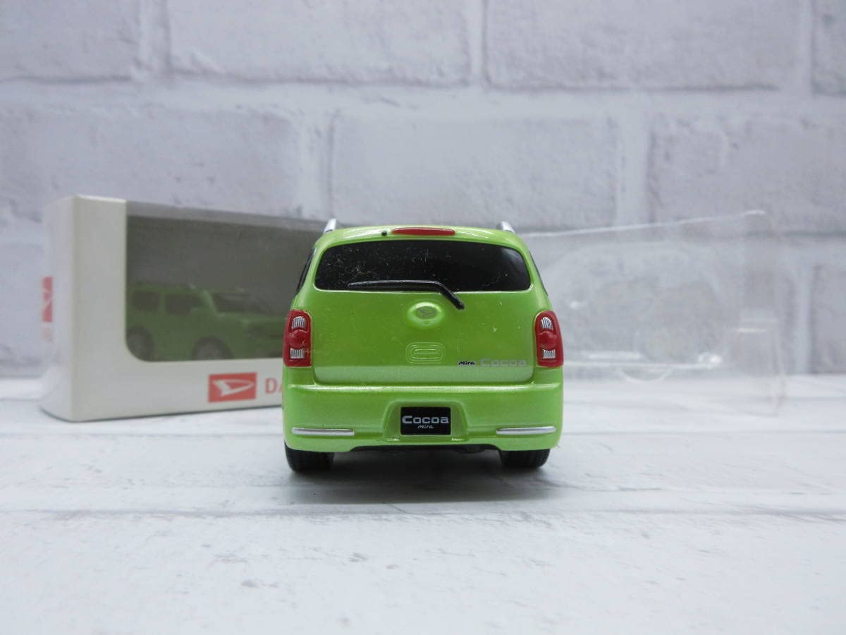 Amazon.co.jp: ミニカー ダイハツ ミラココア Cocoa グリーン系 黄緑