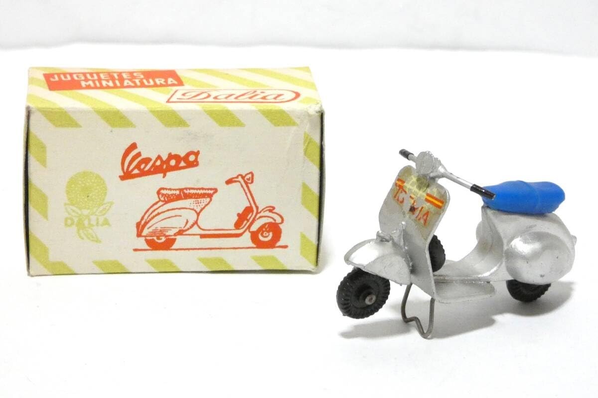 Amazon.co.jp: 8609T/ Dalia Vespa JUGUETES ATURA IBERIA PLATA
