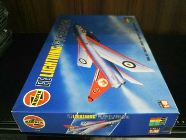 Amazon | プラモデル エアフィックス 1/48 イングリッシュ