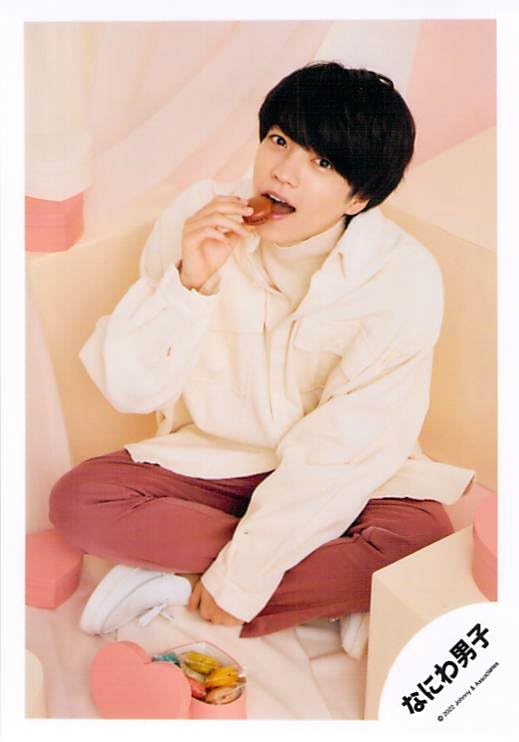 Amazon.co.jp: なにわ男子 西畑大吾 公式写真 写真 フォト （スリーブ