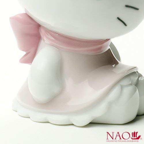 Amazon.com: NAO Hello Kitty Figurine : Home & Kitchen