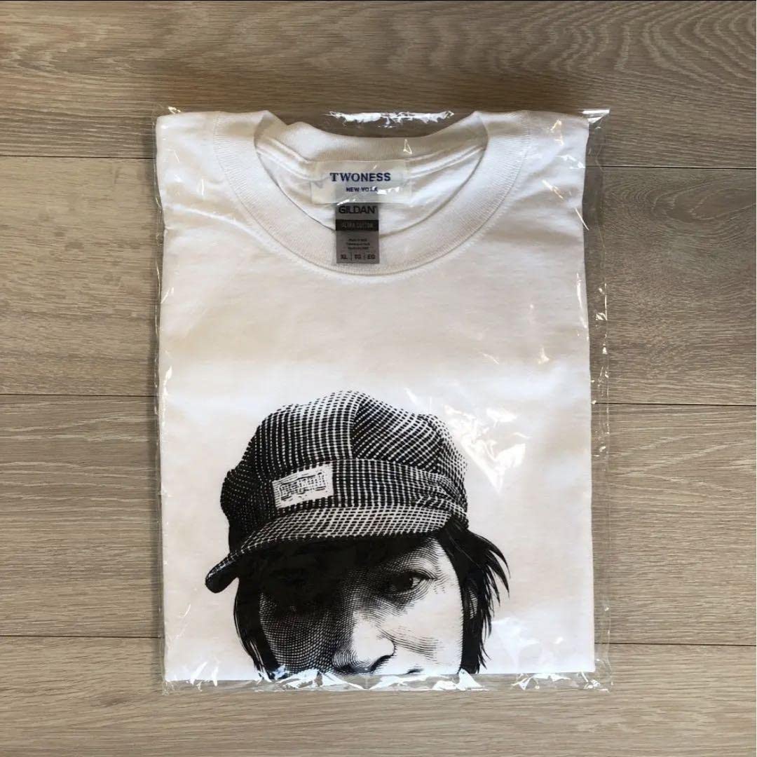 Amazon.co.jp: twoness フィッシュマンズ 佐藤伸治 Tシャツ XL : おもちゃ