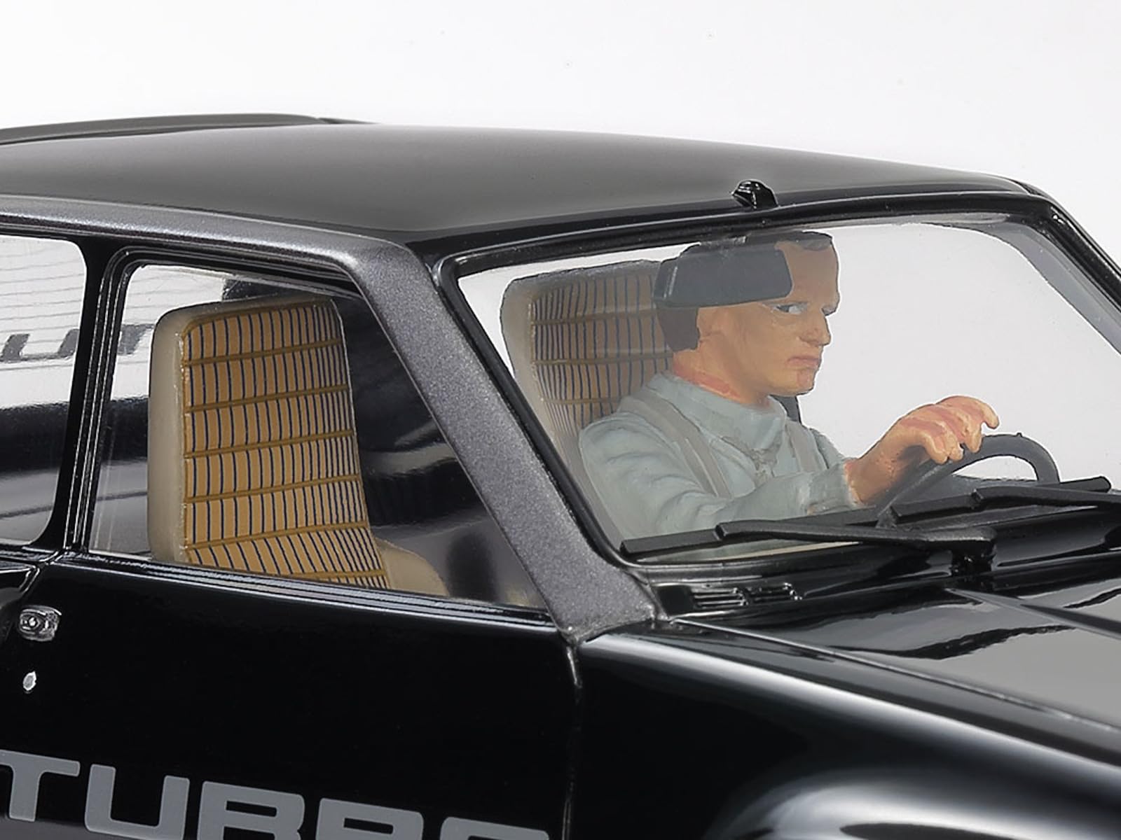 Amazon.com: Tamiya 24368 Renault 5 Turbo Plastic Model Kit : Arts