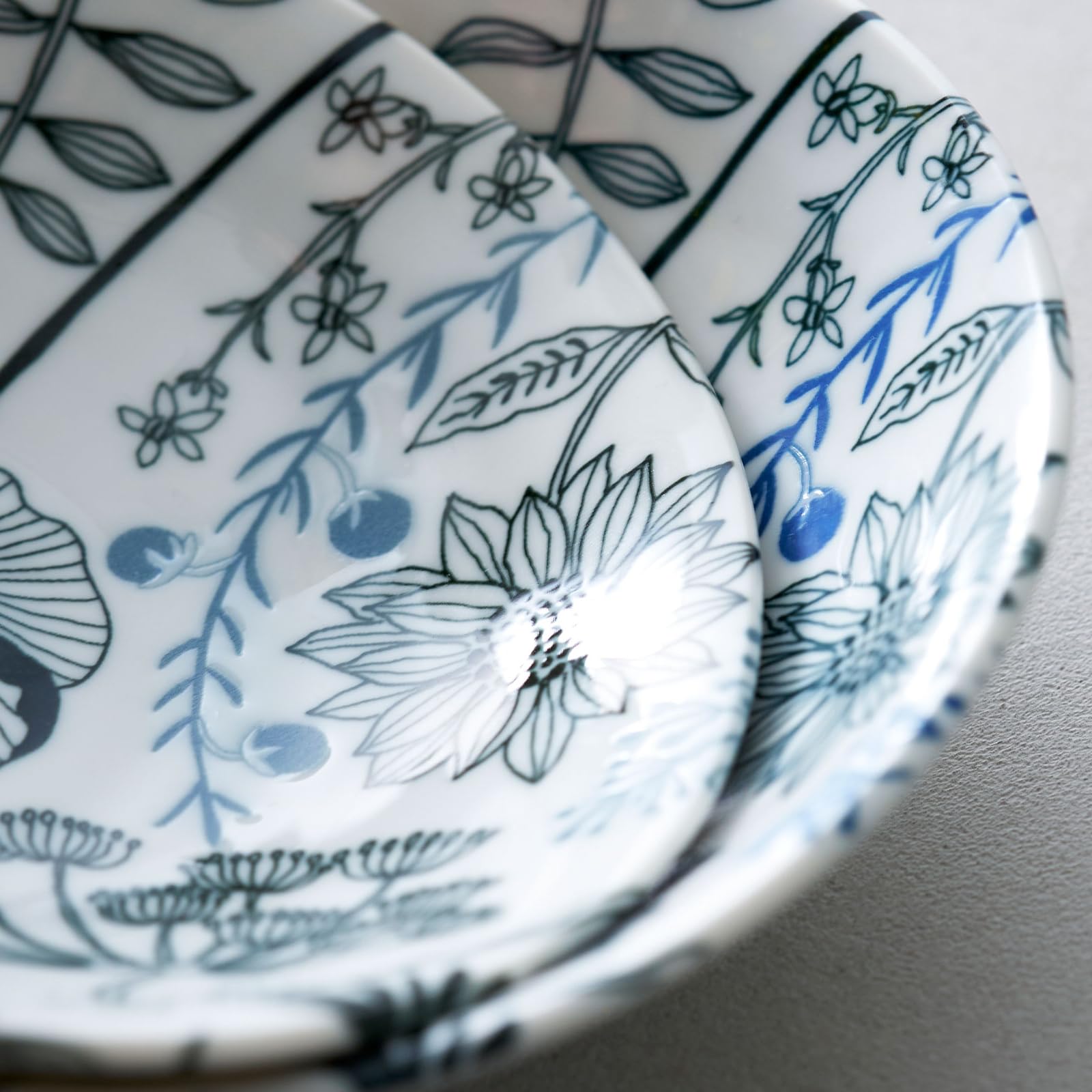 Amazon.co.jp: aito製作所 「 フラワーパターン 」 軽量 食器 パスタ皿