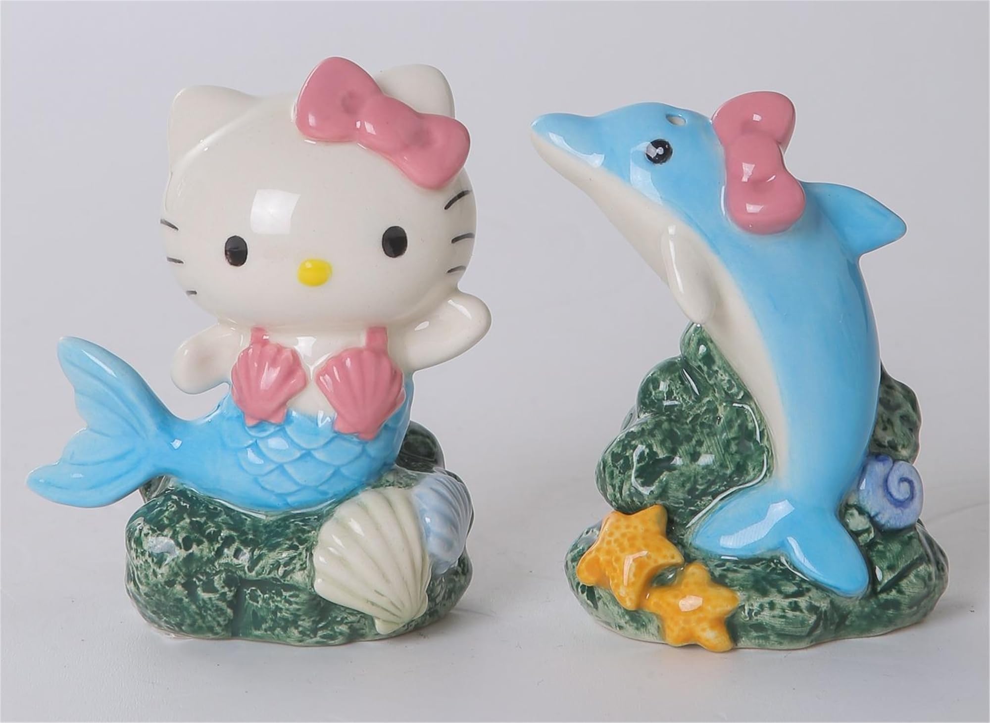 Amazon.com: Hello Kitty Cowgirl Salt and Pepper Set, 6.25