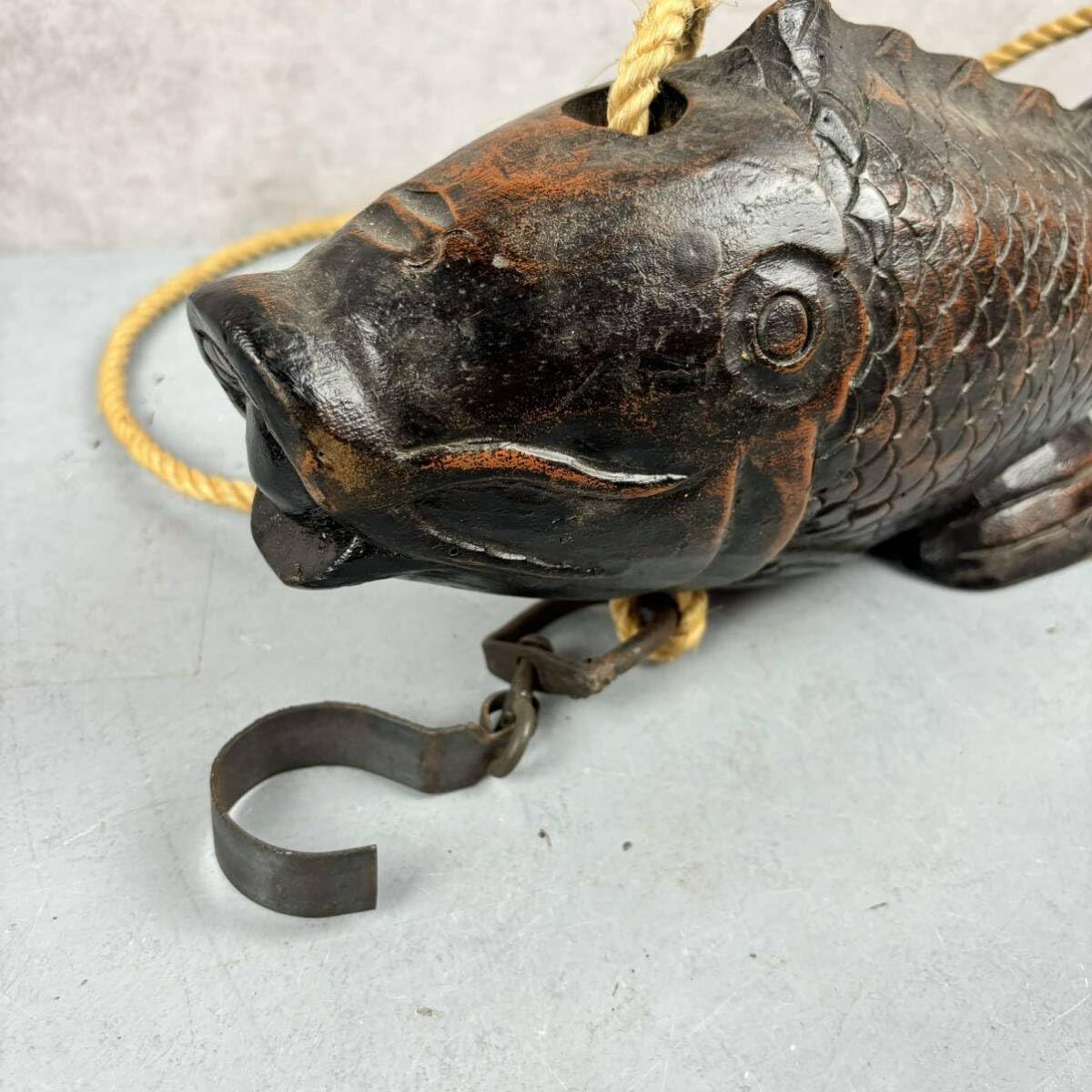 Amazon.co.jp: 木彫囲炉裏自在鉤魚横木魚木古民家昭和レトロ