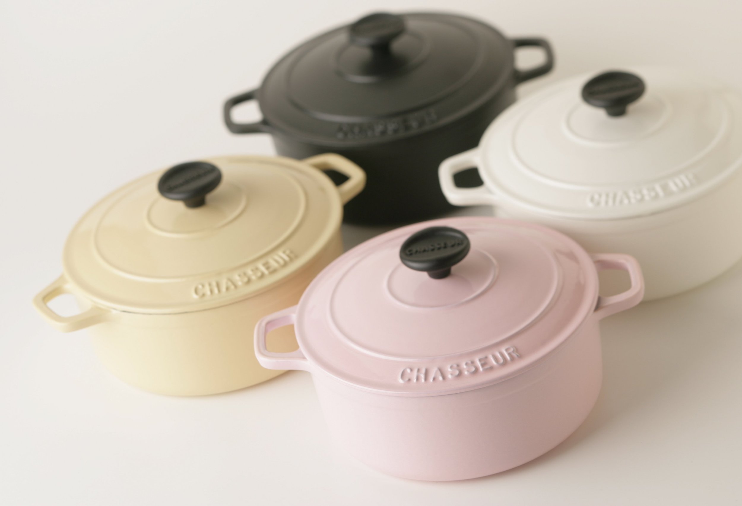 Amazon.co.jp: CHASSEUR ラウンドキャセロール18cm ピンク CH37218