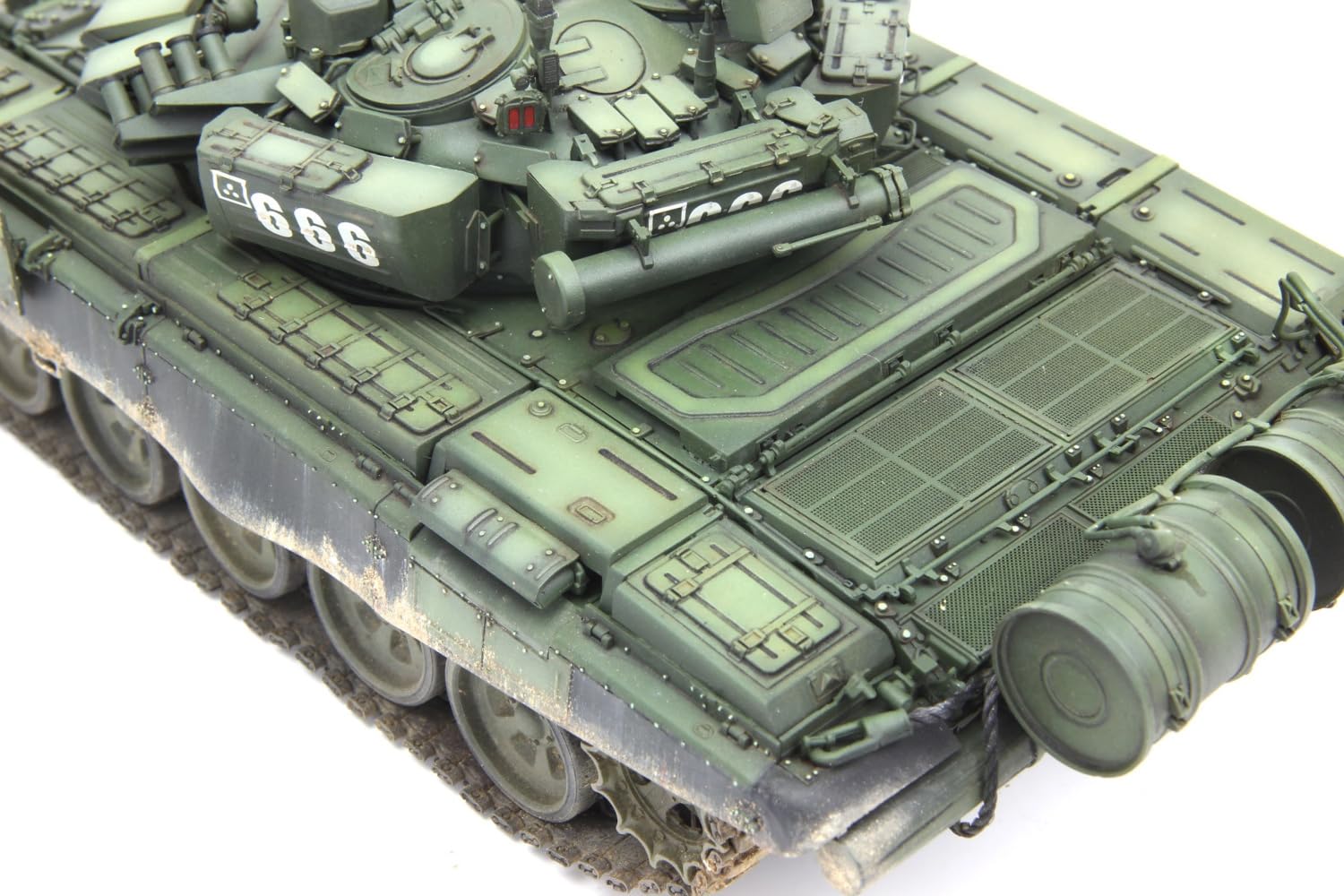 Amazon | モンモデル 1/35 ロシア 主力戦車 T-72B3 プラモデル MENTS