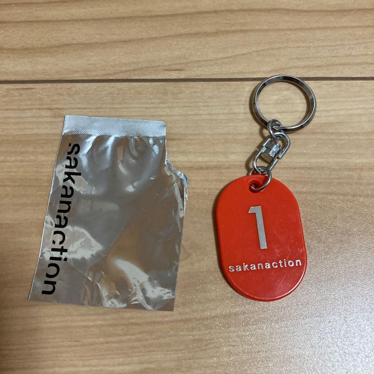 Amazon.co.jp: サカナクション シークレット アクリル キーホルダー